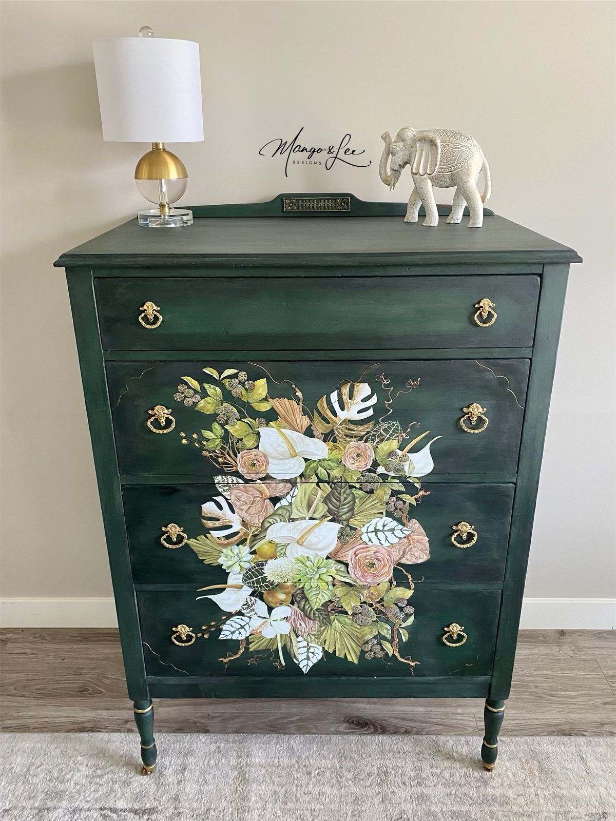 Mango & Lee Victorian Floral Dresser