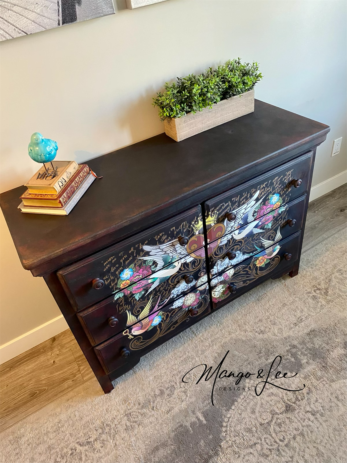 Mango & Lee Graphic Art Dresser