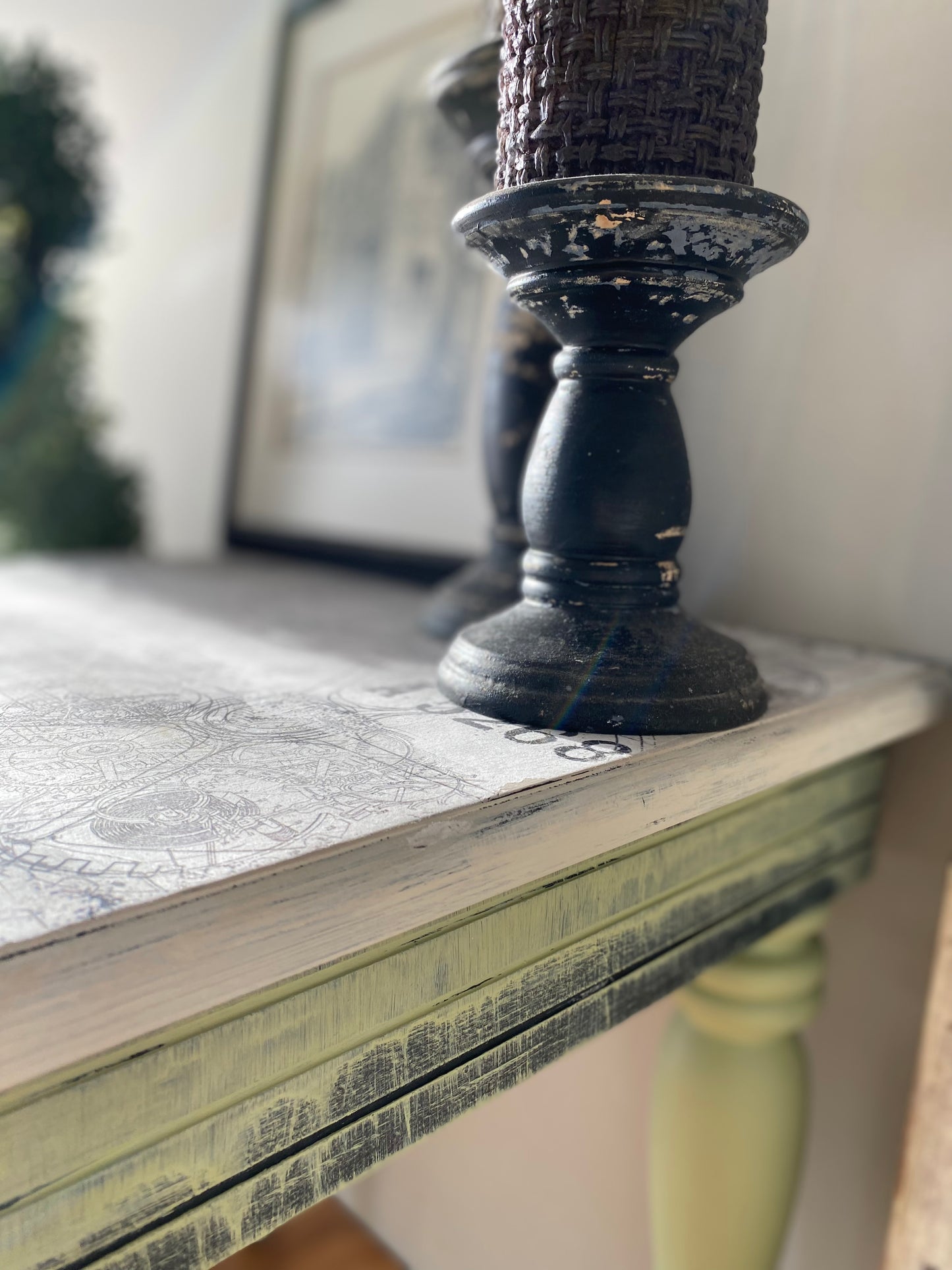 Grunge Gear Accent Table