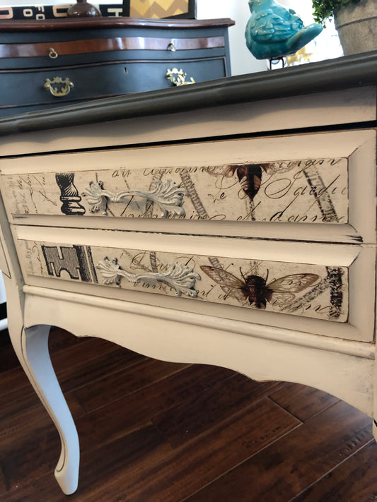 Queen Anne Accent table